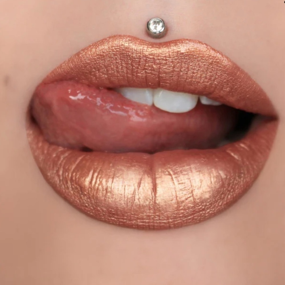 NWT Jeffree Star Velour Liquid Lipstick